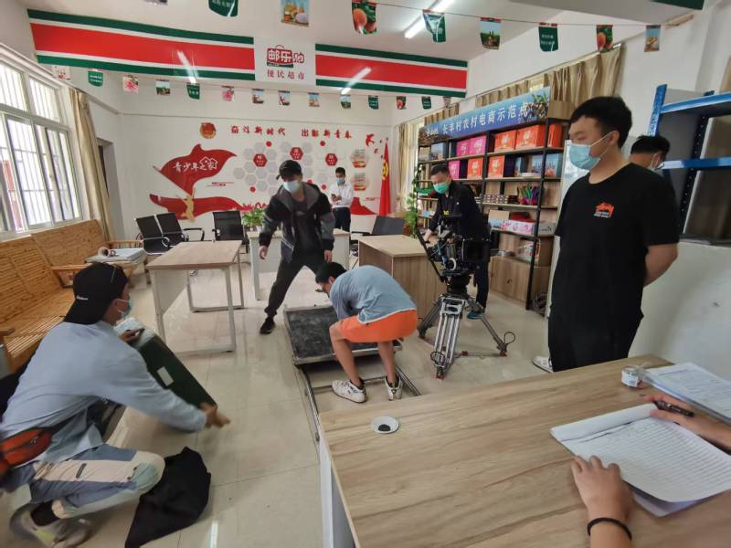 鹿寨县广告片拍摄公司：极简主义践行者，少即是多的视觉哲学